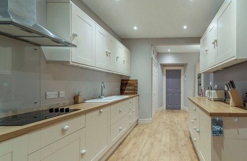 Brodick Cottage | 6 bedroom accommodation in Brodick