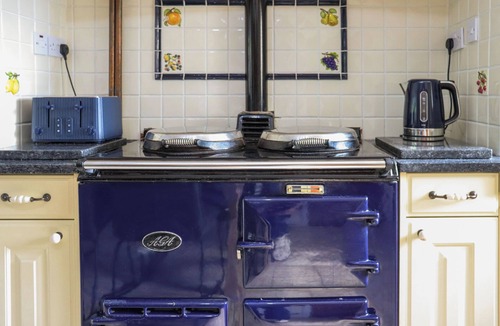 Ludchurch Cottage | 6 bedroom accommodation in Narbeth