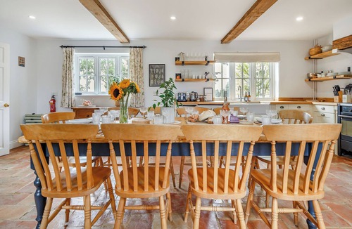 Ely Cottage | 6 bedroom accommodation in Stretham, Ely