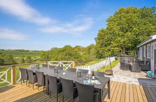 Beder Malling House | 6 bedroom amazing home in Malling