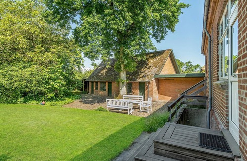 Roslev House | 6 bedroom amazing home in Roslev