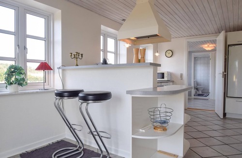 Ristinge House | 6 bedroom beach front home in Humble