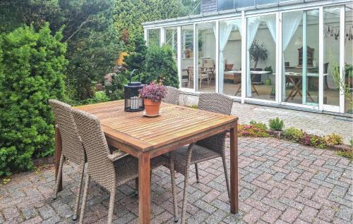 Svankær House | 6 Bedroom Beautiful Home In Bedsted Thy