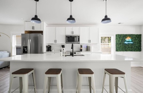 North Charleston Apartment | 6 Bedroom Compound with Pool!