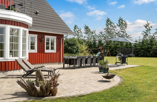 Grindsted House | 6 bedroom cozy home in Grindsted