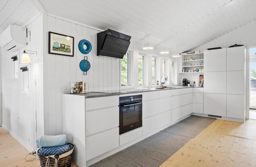 Hasmark Strand House | 6 bedroom cozy home in Otterup