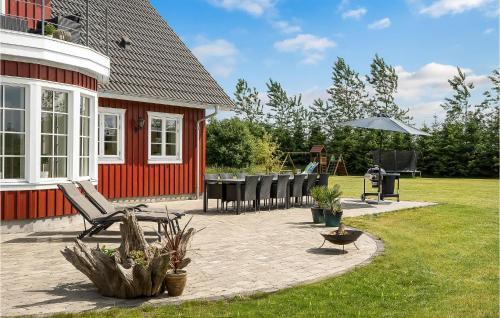 Grindsted House | 6 Bedroom Cozy Home In Grindsted