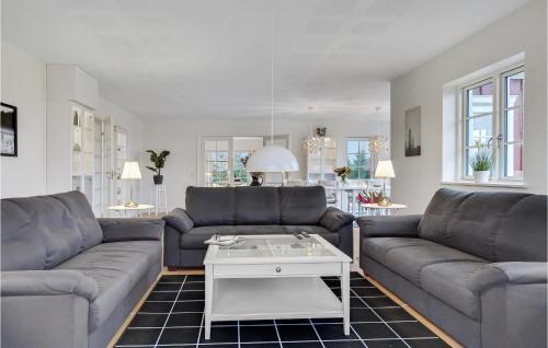 Grindsted House | 6 Bedroom Cozy Home In Grindsted