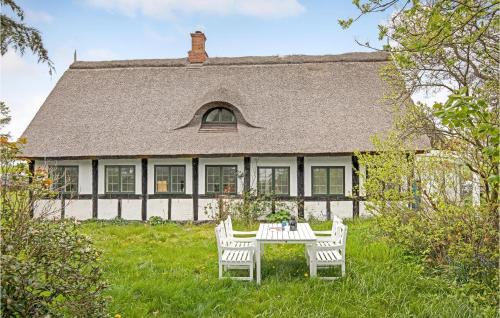 Arnager House | 6 Bedroom Cozy Home In Rønne