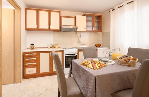Mastrinka House | 6 bedroom gorgeous home in Mastrinka