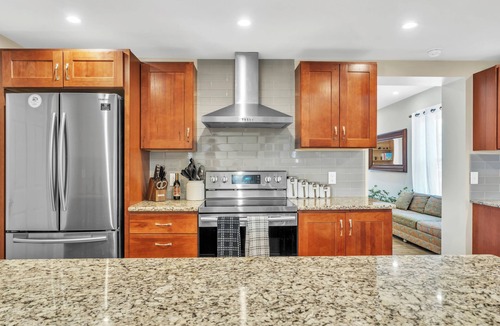 Berrien Springs House | 6 Bedroom House in Berrien Springs with Sauna – Large Group Friendly