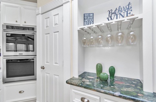 Lake Houston House | 6-Bedroom Lakeside Escape: 25 Min to Downtown LS