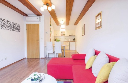 Dubrovnik House | 6 bedroom lovely home in Mokosica