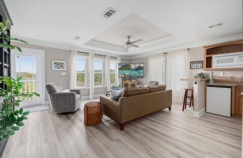 St. Augustine House | 6 bedroom Oasis - Pool