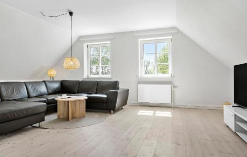 Hojer House | 6 Bedroom Stunning Home In Højer