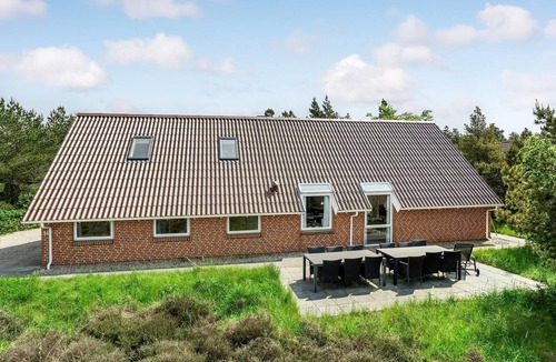 Toftum House | 6 bedroom stunning home in Rømø