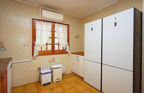 Lloret de Mar Cottage | 6-Bedroom Villa with Private Pool in Lloret de Mar
