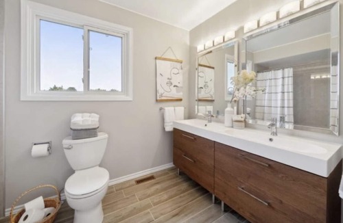 Whitby Villa | 6 bedrooms luxury mansion in Whitby