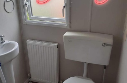 Clacton-on-Sea House | 6 Berth 3 Bedroom Willerby Caravan