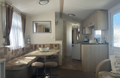 Stokeinteignhead House | 6 berth caravan south Devon