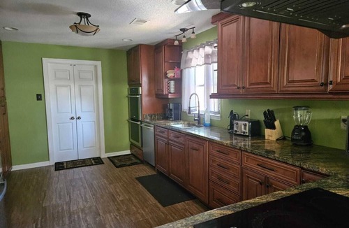 Cordova House | 6 BR-Charming & Comfort in Memphis