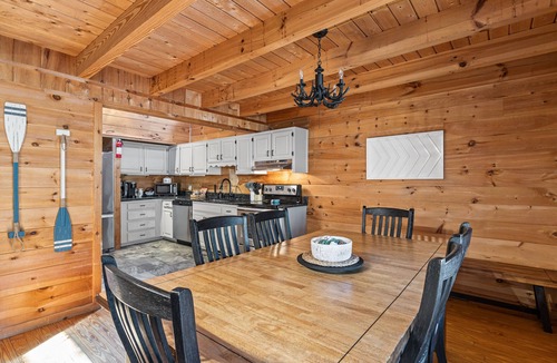 McCaysville Cabin | 6 BR Waterfront Cabin w/Hot Tub Fire Pit & Game Rm