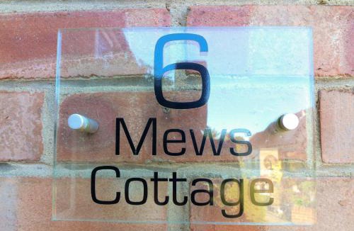 Langold House | 6 Brook Court