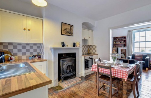 Woodbridge House | 6 Coastguard Cottages