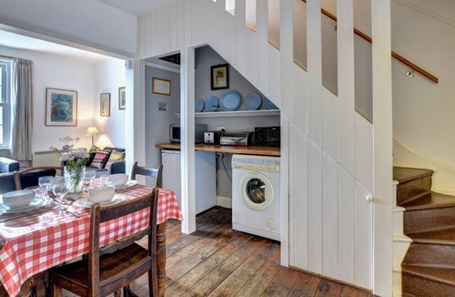 Woodbridge House | 6 Coastguard Cottages