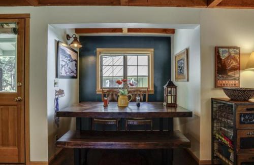 Sunriver House | 6 East Butte Lane