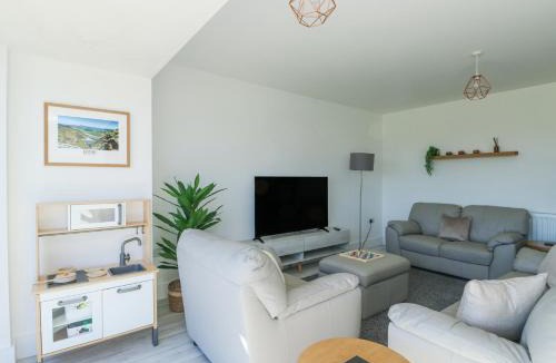 Llanfaelog House | 6 Gwel Yr Wyddfa