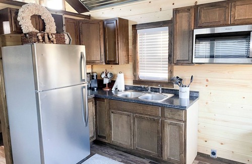 Hico Cabin | 6 Hico Glamping Petting Zoo Campfire Fossil Rim