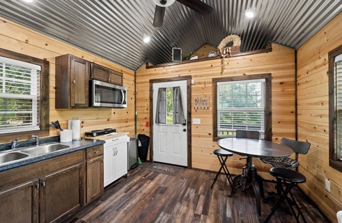 Hico Cabin | 6 Hico Glamping Petting Zoo Campfire Fossil Rim