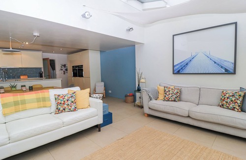 Mudeford Cottage | 6 Inveravon