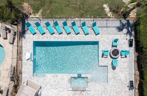 Bay Lake House | 6 King Suites/First Class/For The More Discerning/Multiple Themed Rooms/Pool Spa