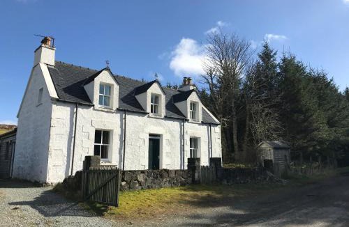 Suladale House | 6 Knott