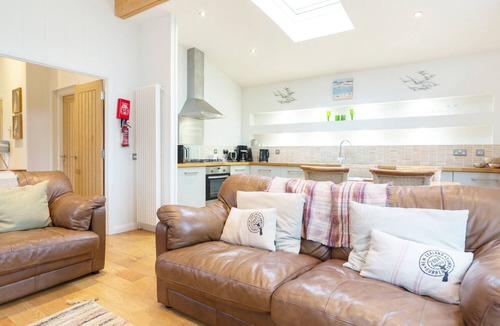 Dobwalls Cottage | 6 Lake View