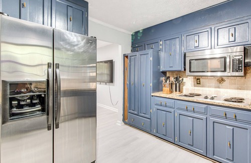 Church Street House | 6 Mi to Airport: Riverdale Home w/Private Pool!
