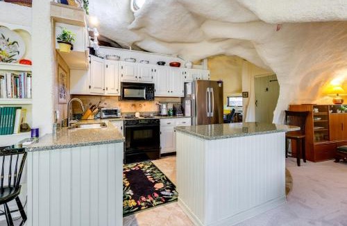 Sandgate House | < 6 Mi to Arlington: 'Whimsical Stone Abode!'