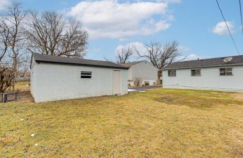 Columbus House | 6 Mi to Downtown Columbus Quiet Home with Yard