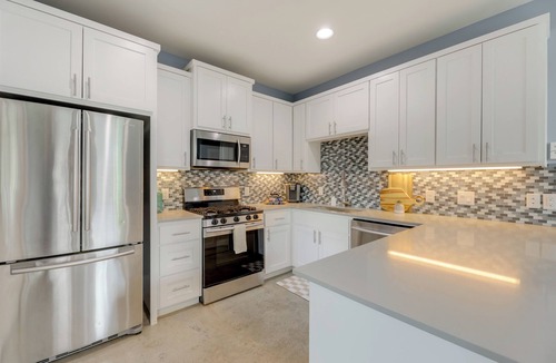 St. John - Coronado Hills House | 6 Mi to Dtwn: Austin Escape w/Private Yard