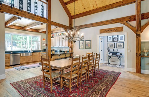 Glenville House | 6 Mi to Dtwn Cashiers: Spacious Home w/Deck