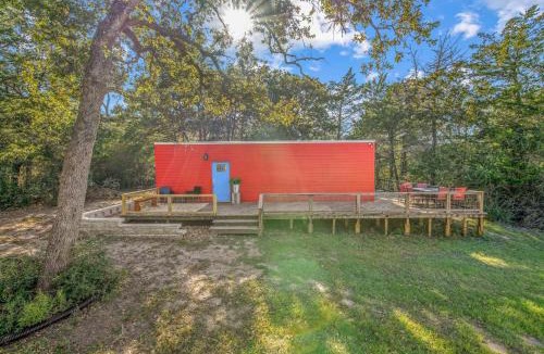 College Station House | 6 Mi to Kyle Field! Pet-Friendly Getaway w/Yard