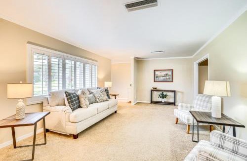 Winter Haven House | 6 Mi to Legoland: Retreat w/Pool & Fenced Yard