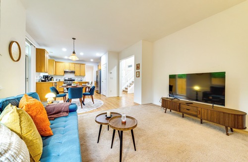 Redmond House | 6 Mi to Microsoft HQ! Remote Work Retreat