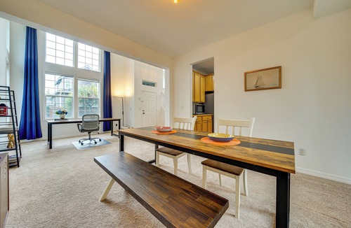 Redmond House | 6 Mi to Microsoft HQ! Remote Work Retreat