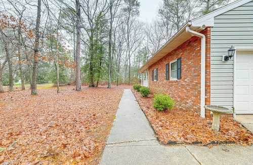 Allen Cottage | 6 Mi to Salisbury: Forest-view Sanctuary!