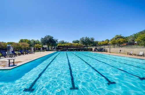 San Antonio House | 6 Mi to SeaWorld: Pet-Friendly Home w/Pool Access