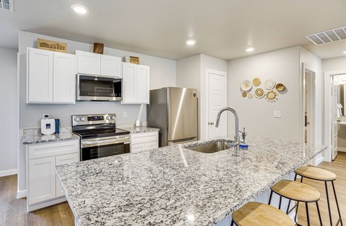 North by Northwest House | 6 Mi to Texas Tech: Family Home w/Patio & Yard