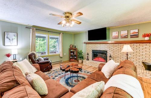 Maggie Valley House | 6 Mi to Waterrock Knob: 'Serenity Cottage'